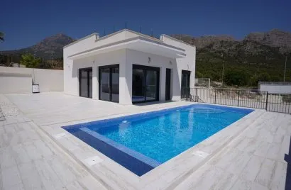 3 bedrooms villa for sale , La Alberca, Spain No. 30813