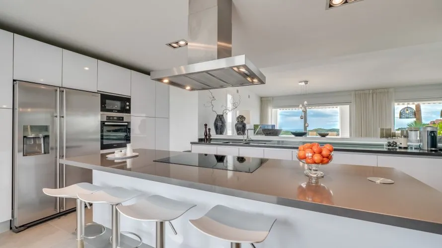 5 bedrooms house for sale , Marbella, Spain No. 31132 № 7