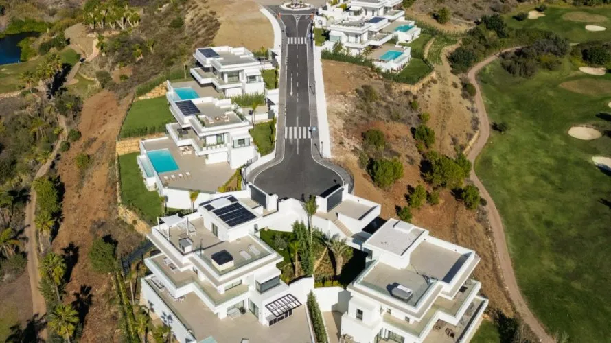 5 bedrooms villa for sale , Estepona, Spain No. 30616 № 22