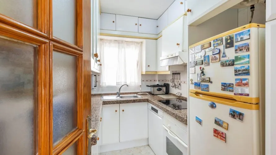 4 bedrooms bungalow for sale , Torrevieja, Spain No. 30684 № 7