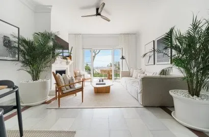 3 bedrooms townhouse for sale , Estepona, Spain No. 30569