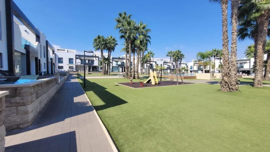 2 bedrooms bungalow for sale , La Zenia, Spain No. 31216 № 2