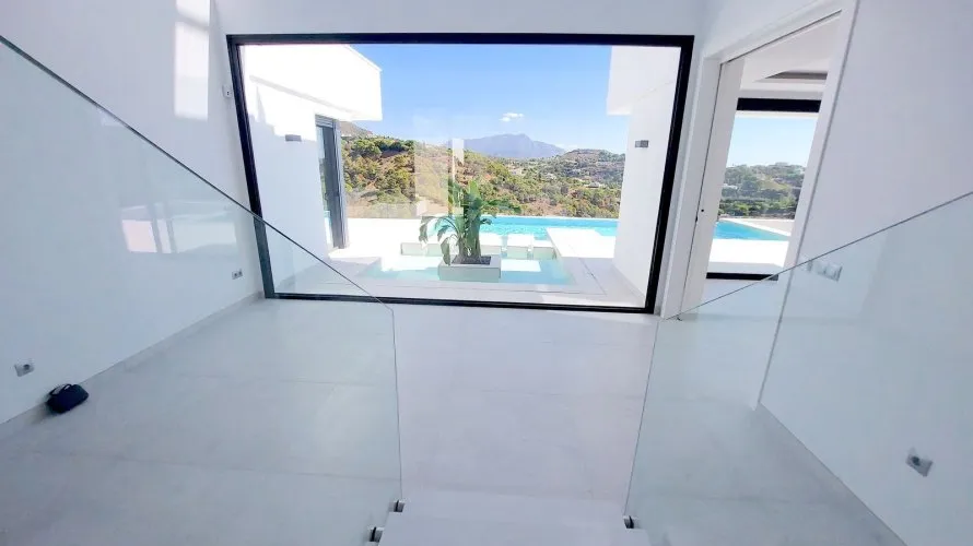 5 bedrooms villa for sale , Benahavis, Spain No. 30584 № 6