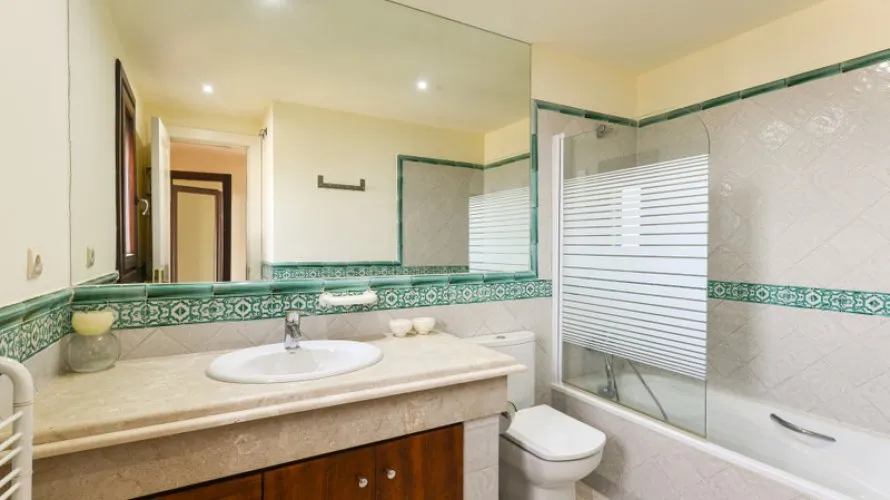 3 bedrooms townhouse for sale , Casares, Spain No. 30731 № 18