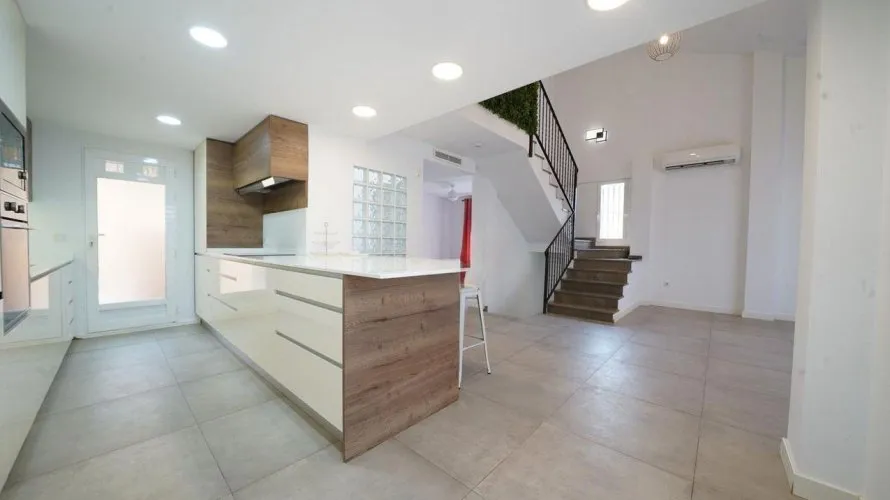 6 bedrooms house for sale , Mutxamel, Spain No. 31230 № 17