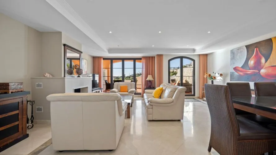 3 bedrooms townhouse for sale , Benahavis, Spain No. 31044 № 4