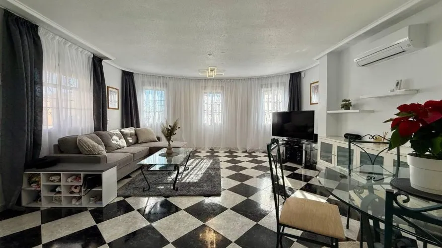 4 bedrooms villa for sale , Playa Flamenca II, Spain No. 31221 № 7