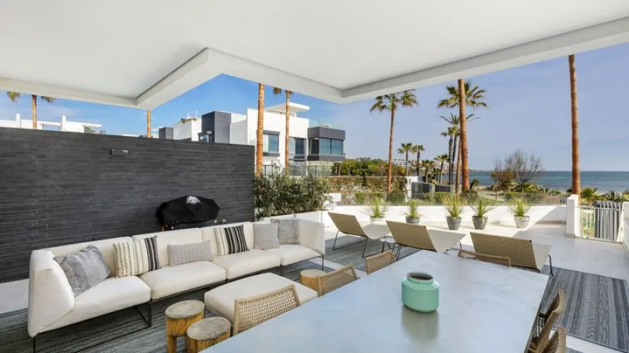 4 bedrooms townhouse for sale , Estepona, Spain No. 30644 № 13