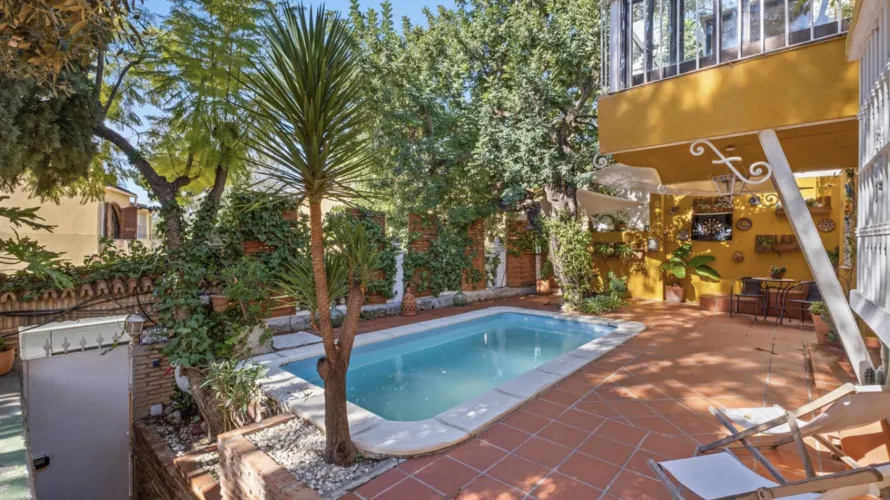 4 bedrooms house for sale , Malaga, Spain No. 31079