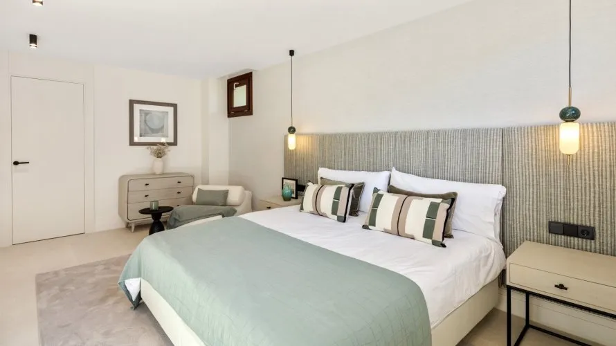 5 bedrooms house for sale , Marbella, Spain No. 30514 № 16