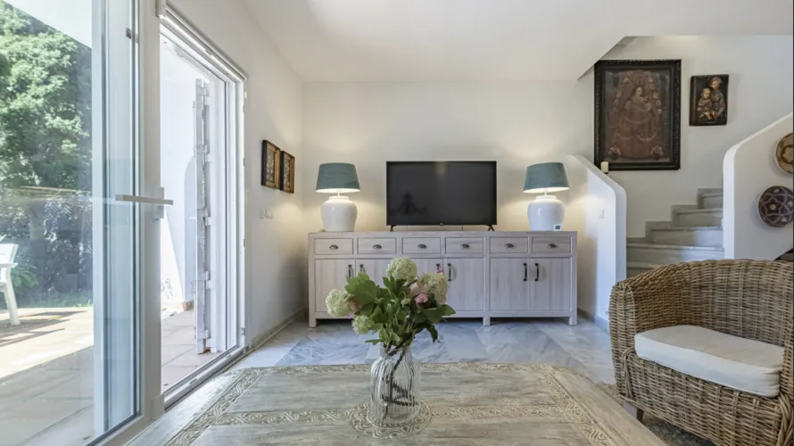 2 bedrooms townhouse for sale , Cabopino, Spain No. 31063 № 1