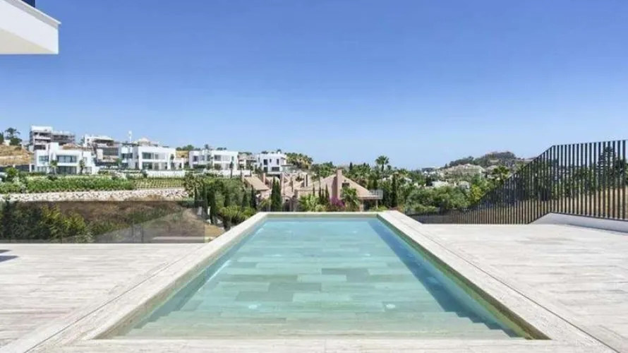 6 bedrooms villa for sale , Nueva Andalucia, Spain No. 30574 № 21