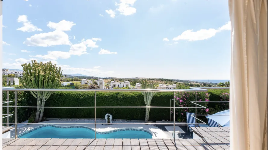 3 bedrooms villa for sale , Estepona, Spain No. 30734 № 9