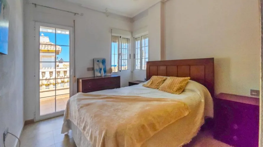 3 bedrooms house for sale , La Mata, Spain No. 31251 № 12