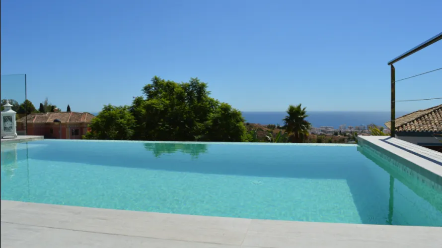 5 bedrooms villa for sale , Marbella, Spain No. 31127 № 3