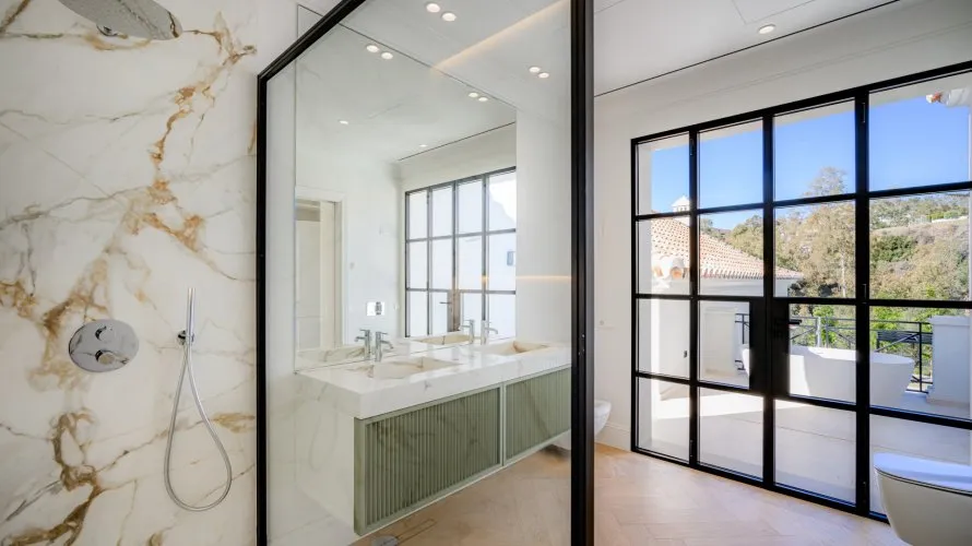 4 bedrooms villa for sale , Nueva Andalucia, Spain No. 30545 № 11