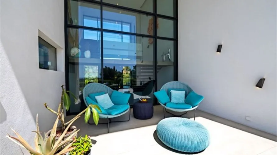 6 bedrooms villa for sale , La Quinta, Spain No. 30758 № 21