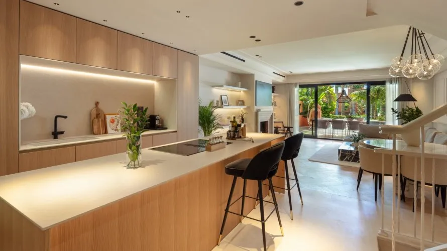 4 bedrooms townhouse for sale , Marbella, Spain No. 30493 № 12