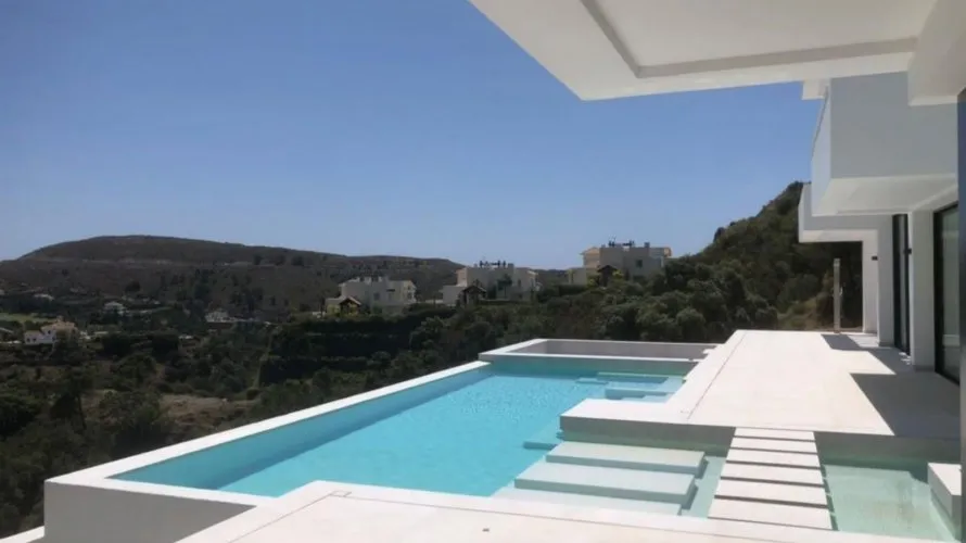 5 bedrooms villa for sale , Benahavis, Spain No. 30584 № 3
