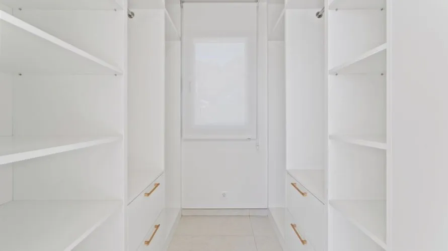 4 bedrooms villa for sale , Marbella, Spain No. 31052 № 18