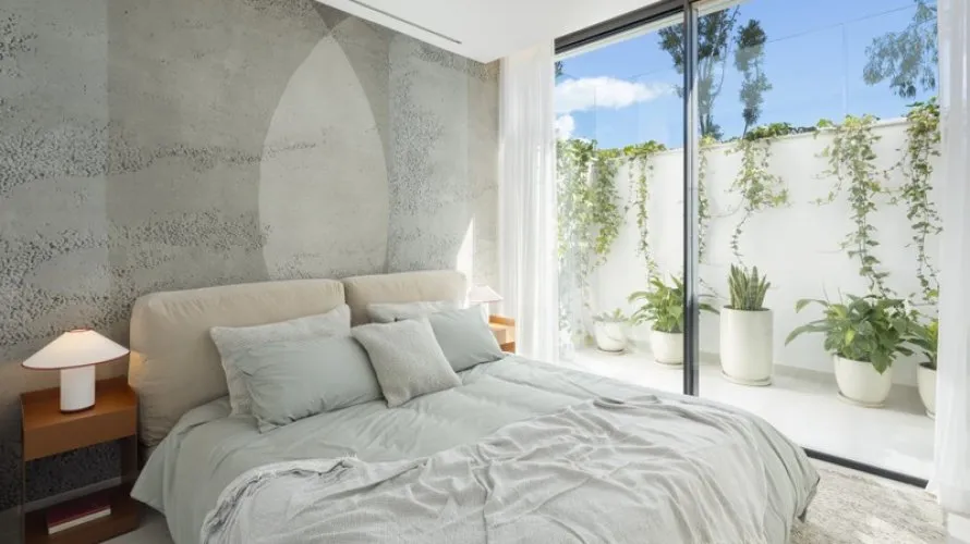 5 bedrooms house for sale , La Quinta, Spain No. 31059 № 18