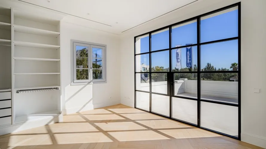 4 bedrooms villa for sale , Nueva Andalucia, Spain No. 30545 № 13