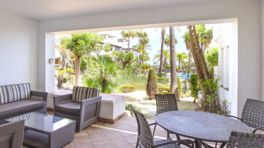 3 bedrooms townhouse for sale , Benahavis, Spain No. 31049