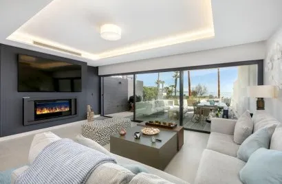 4 bedrooms townhouse for sale , Estepona, Spain No. 30644