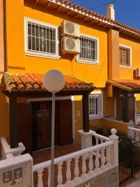 63m² bungalow for sale , Torrevieja, Spain No. 31276