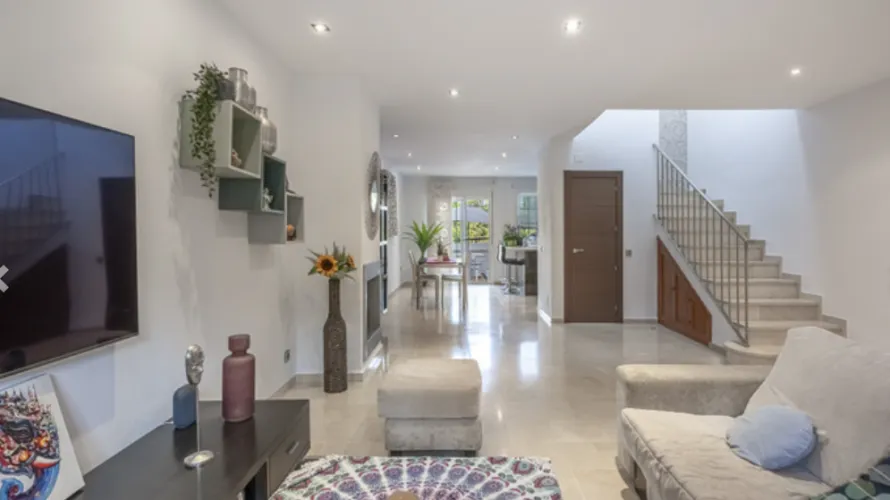 3 bedrooms townhouse for sale , Cancelada, Spain No. 31142 № 24