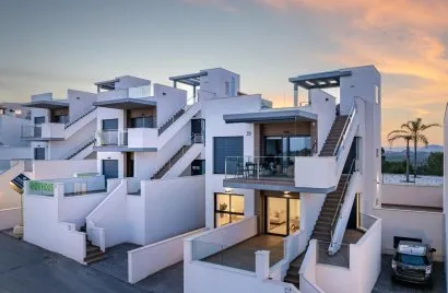 2 bedrooms bungalow for sale , San Miguel de Salinas, Spain No. 30674