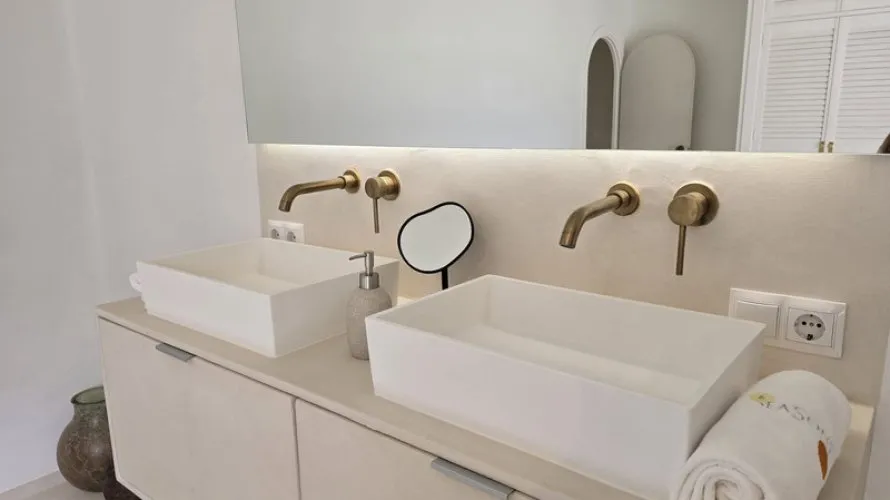 2 bedrooms townhouse for sale , Marbella, Spain No. 30994 № 18