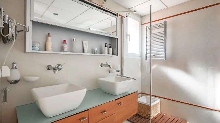 8 bedrooms villa for sale , Estepona, Spain No. 30585 № 14