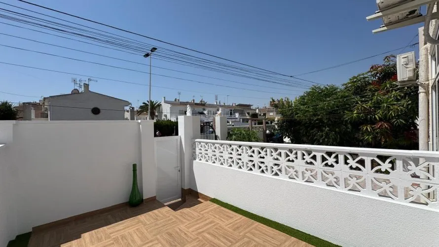 3 bedrooms house for sale , Torrevieja, Spain No. 31103 № 26