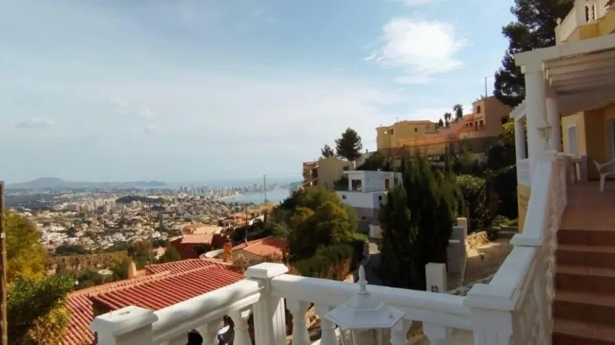 8 bedrooms villa for sale , Maryvilla, Spain No. 30879 № 2