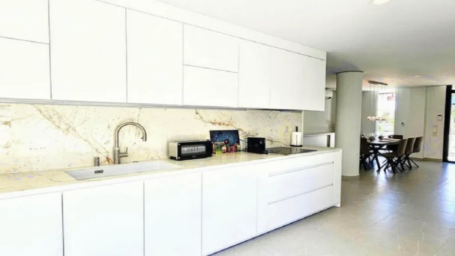 6 bedrooms villa for sale , Cortes (San Pedro De Alcantara), Spain No. 31124 № 6