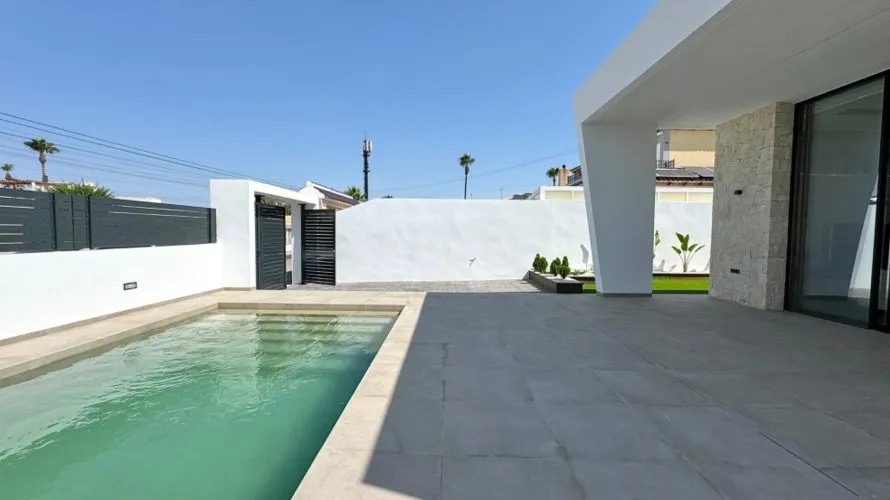 3 bedrooms villa for sale , Torrevieja, Spain No. 30661 № 13