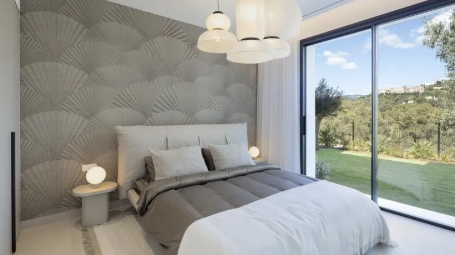 5 bedrooms house for sale , La Quinta, Spain No. 31059 № 6