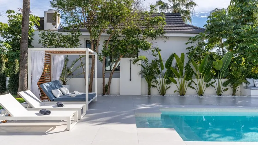 4 bedrooms house for sale , Marbella, Spain No. 31036 № 1