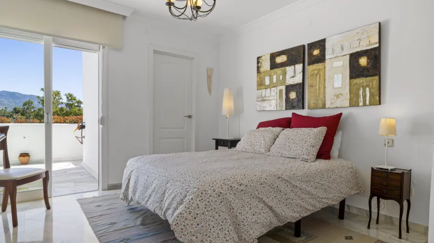 4 bedrooms townhouse for sale , Nueva Andalucia, Spain No. 30754 № 10