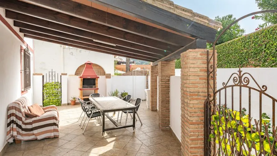 5 bedrooms house for sale , Manilva, Spain No. 30590 № 3