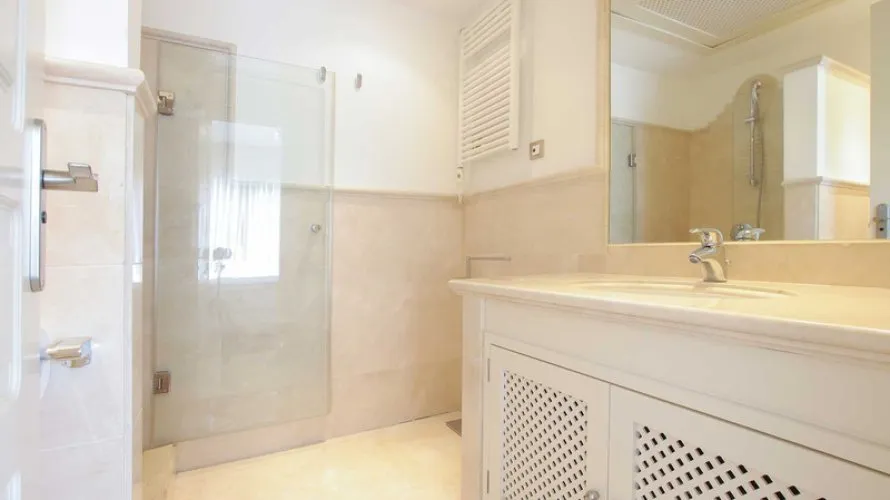 3 bedrooms townhouse for sale , Benahavis, Spain No. 31043 № 17