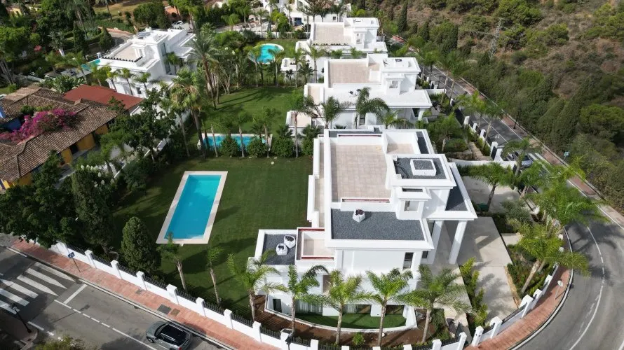 6 bedrooms villa for sale , Marbella, Spain No. 30578 № 11