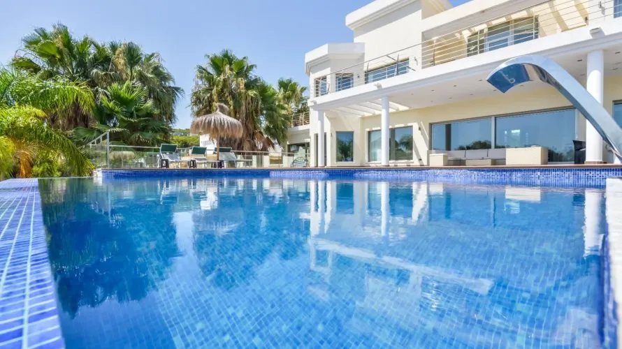 5 bedrooms house for sale , Benissa, Spain No. 31192 № 1