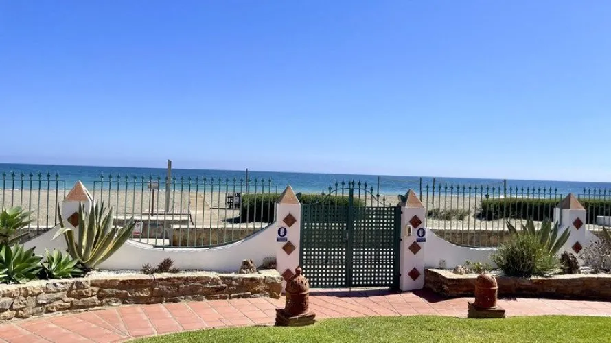 3 bedrooms townhouse for sale , Casares, Spain No. 30577 № 7