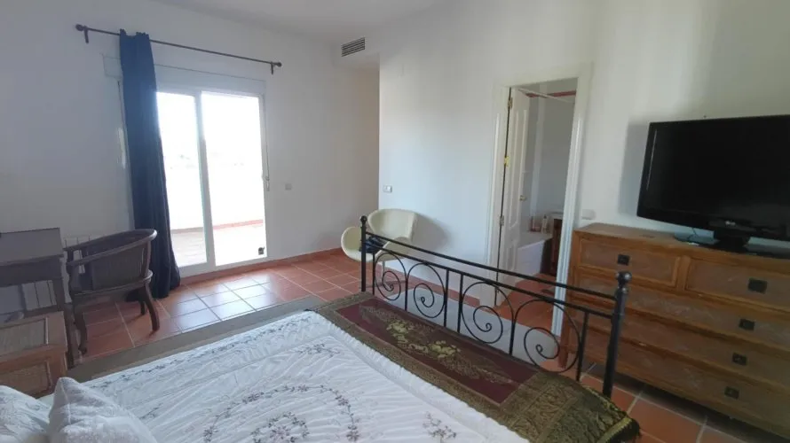 5 bedrooms villa for sale , Sotogrande, Spain No. 30596 № 10