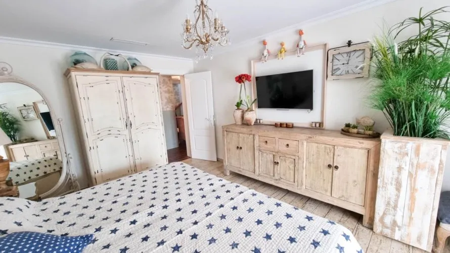 6 bedrooms villa for sale , Moraira, Spain No. 30930 № 9