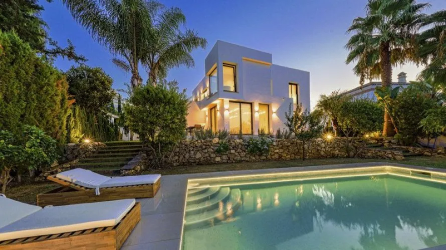 5 bedrooms villa for sale , Nueva Andalucia, Spain No. 30640 № 28