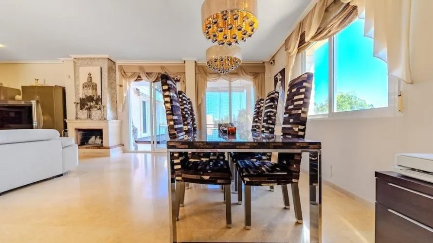 5 bedrooms villa for sale , Torrevieja, Spain No. 31021 № 9