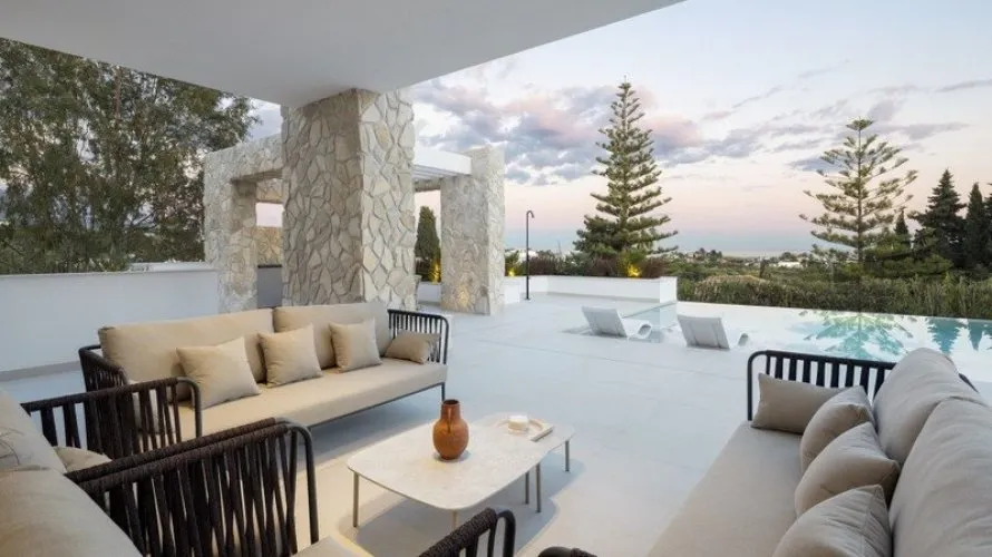 5 bedrooms house for sale , La Quinta, Spain No. 31059 № 28